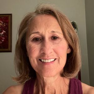 Meet your Posher, Delphie